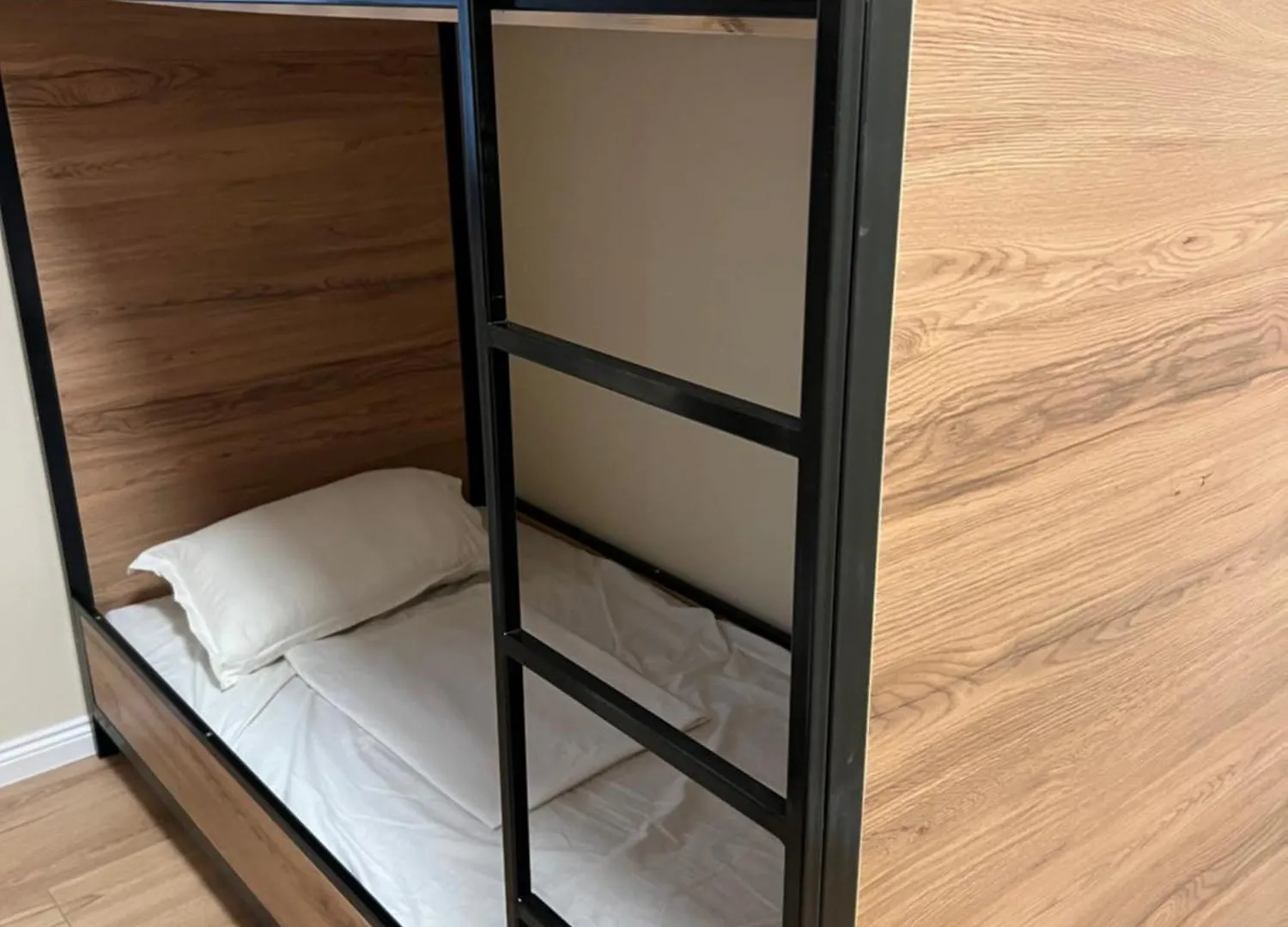Hostel Chilli Tirana 0*,